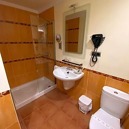 Hotel Monasterio De Ara-mada 3*