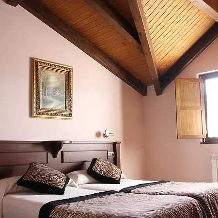 Monasterio De Ara-mada 3*