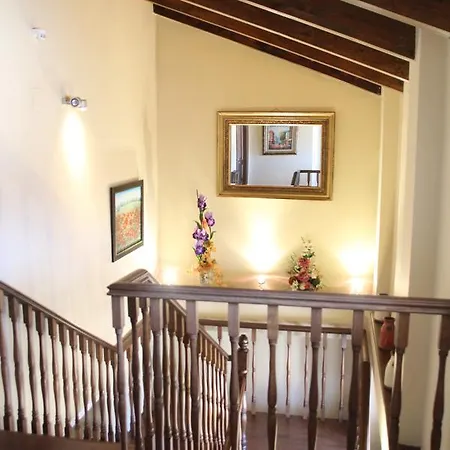 Hotell Monasterio De Ara-mada 3*
