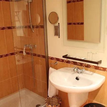 Monasterio De Ara-mada 3* Santa Colomba de las Arrimadas