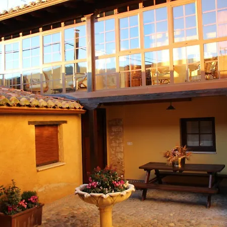 Monasterio De Ara-mada Hotell 3*